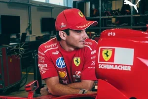 PUMA untuk SCUDERIA FERRARI HP